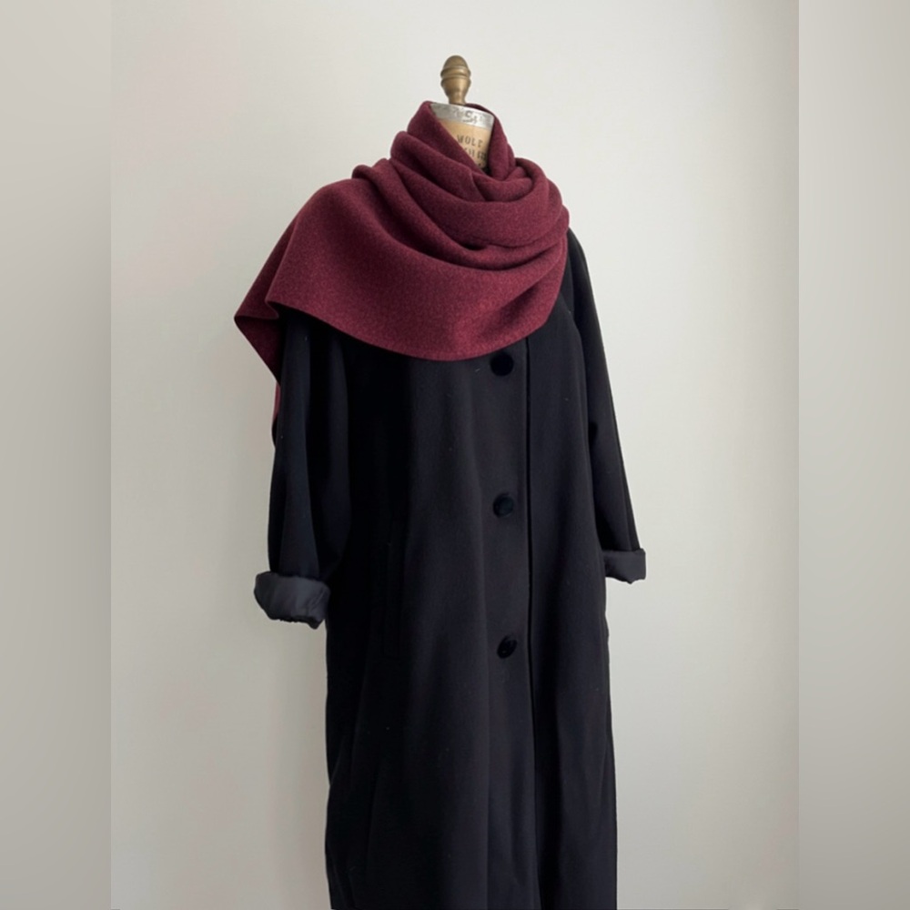 1980s 80s Elegant Vintage Black Velvet and Wool Winter Coat